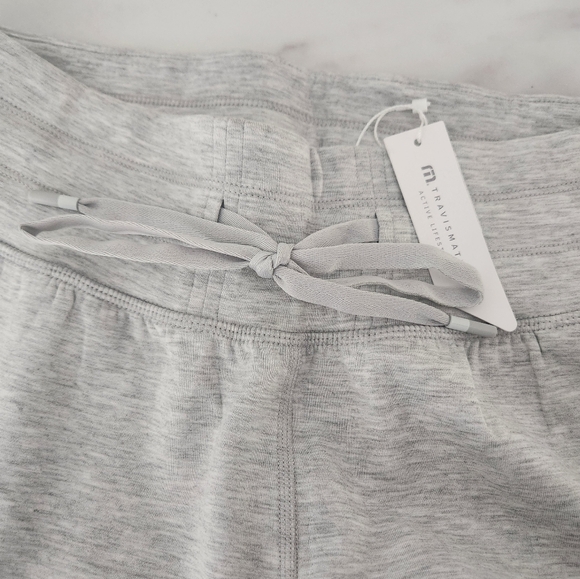 Travis Mathew Women's Skyloft Tie Jogger size Medium - Picture 3 of 8